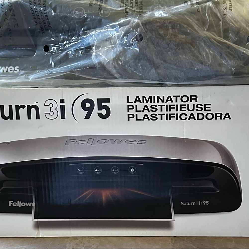Fellowes Saturn 3i 95 Laminator